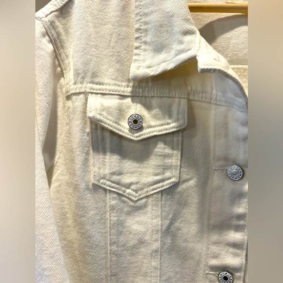 Jean Jacket L/XL Handcrafted with Wifey Emblem. - Picture 5 of 8